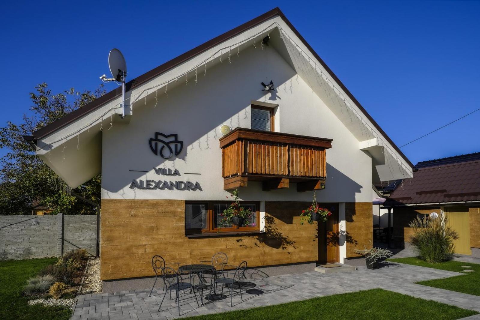 Villa Alexandra Bešeňová Kültér fotó